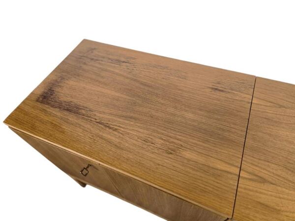 Meuble audio vintage en bois : buffet/meuble de rangement