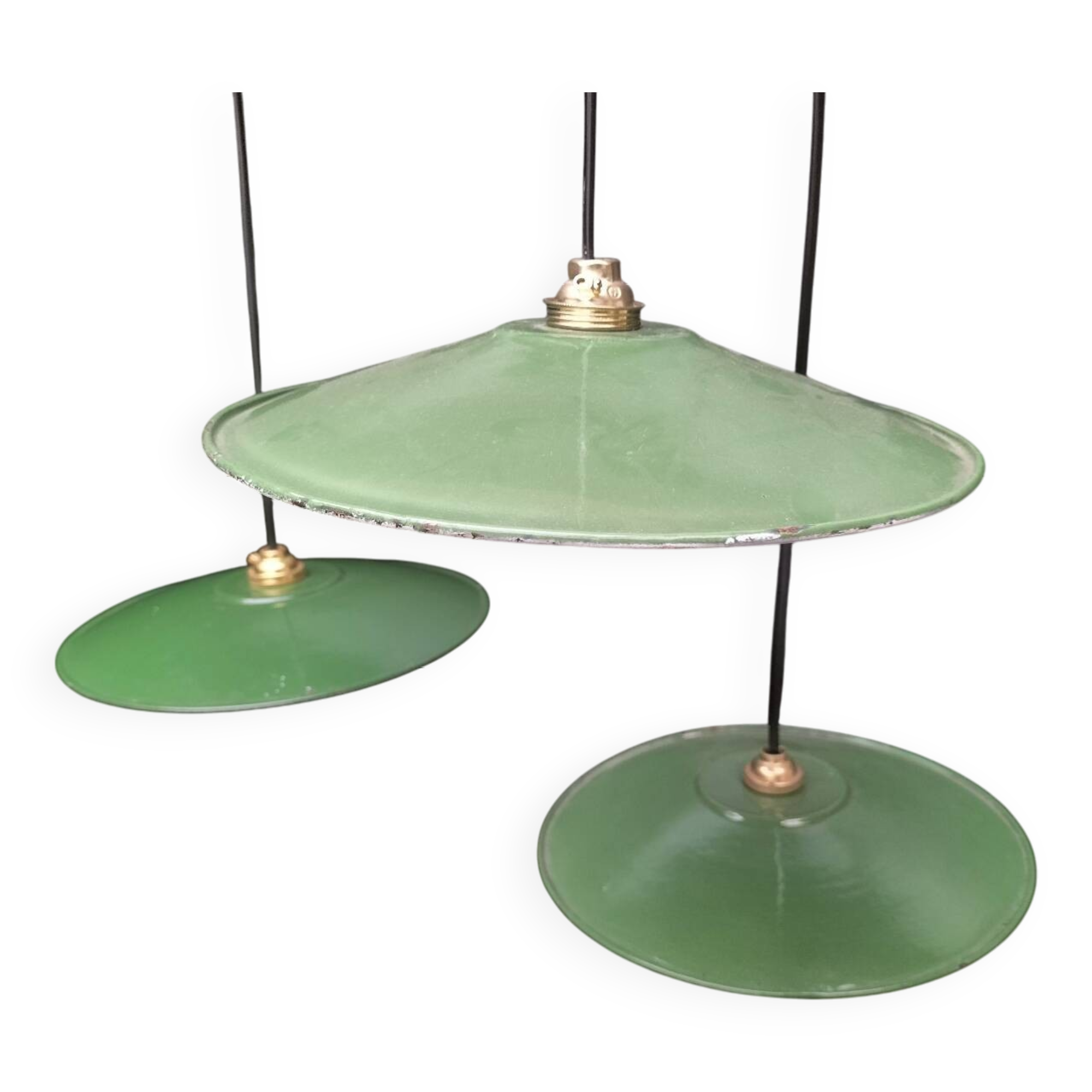 Enamelled sheet metal suspensions