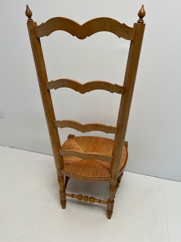 Chaise de nourrice paillée vintage