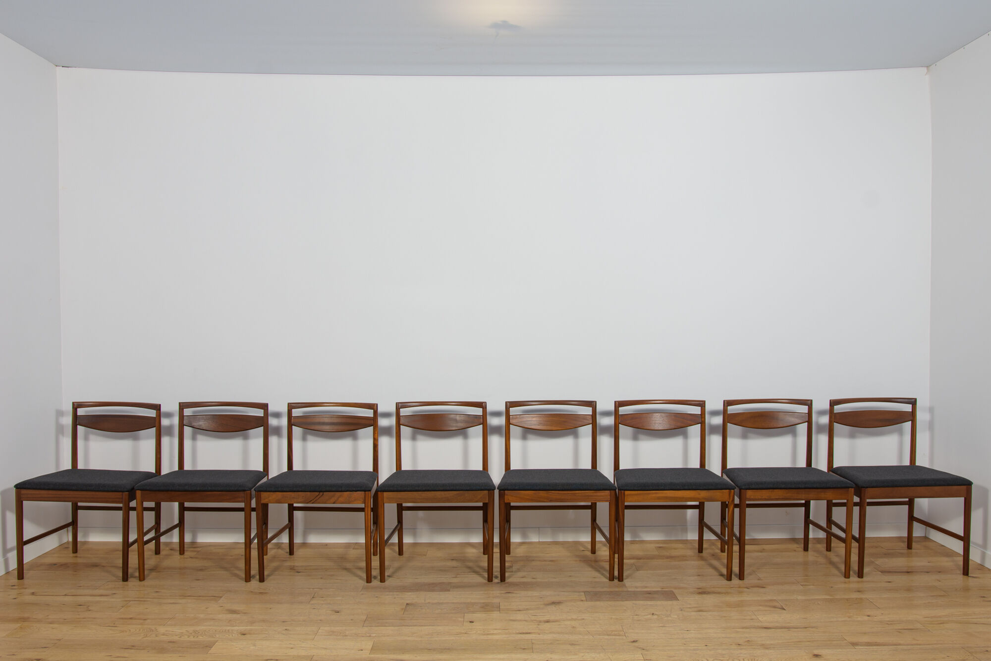Mid-Century Model 9513 Dining Chairs by Tom Robertson for A.H. McIntosh & Co., United Kingdom, 1970s, Set of 8