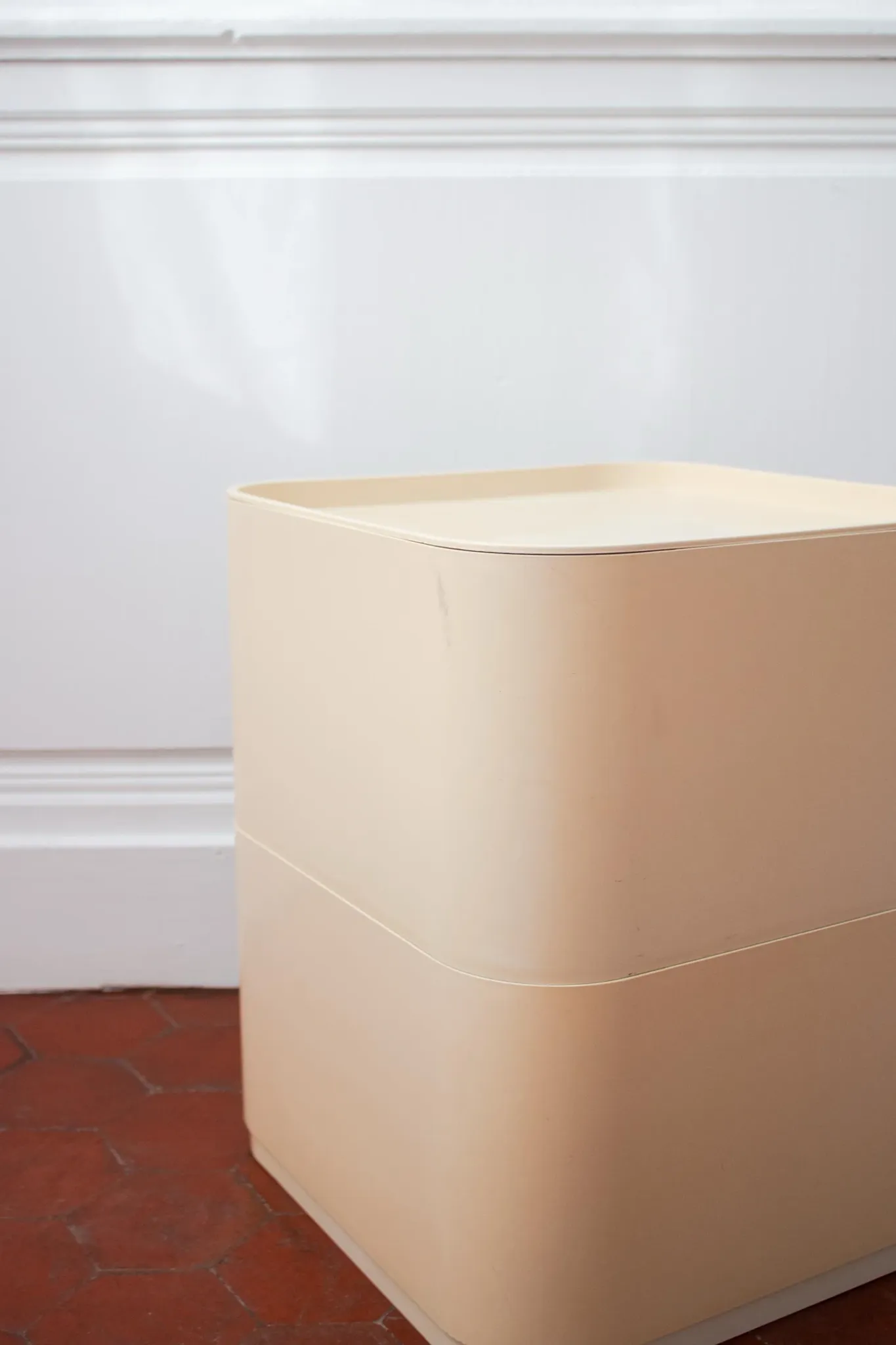 Vintage Componibili by Anna Castelli Ferrieri for Kartell, cream white,