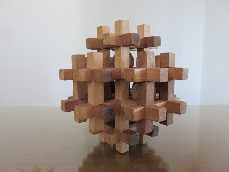 Wooden puzzle, multiboules, gadget from the 70s