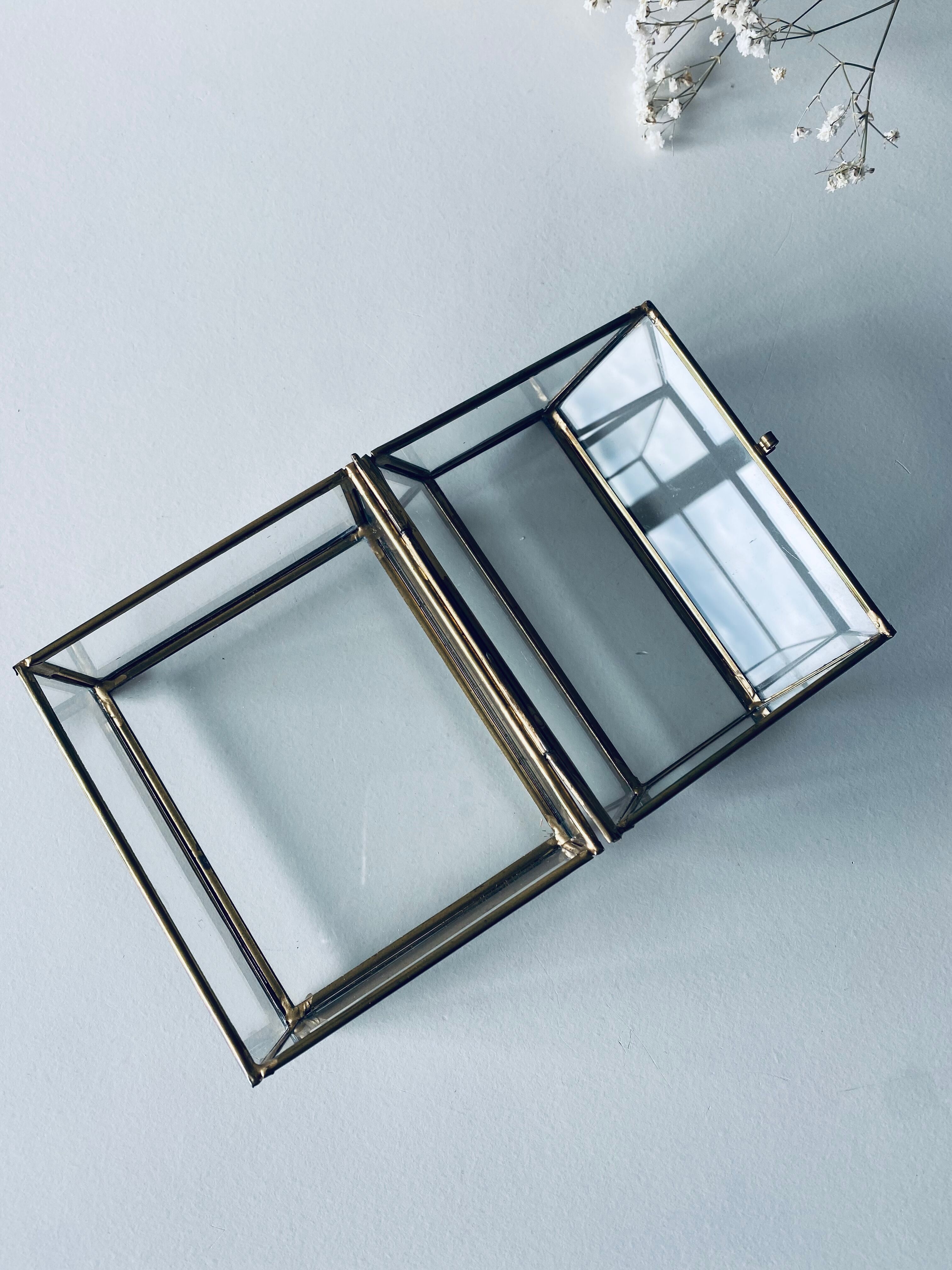 Showcase jewelry box