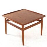 Grete Jalk for Glostrup coffee table danish design in teak