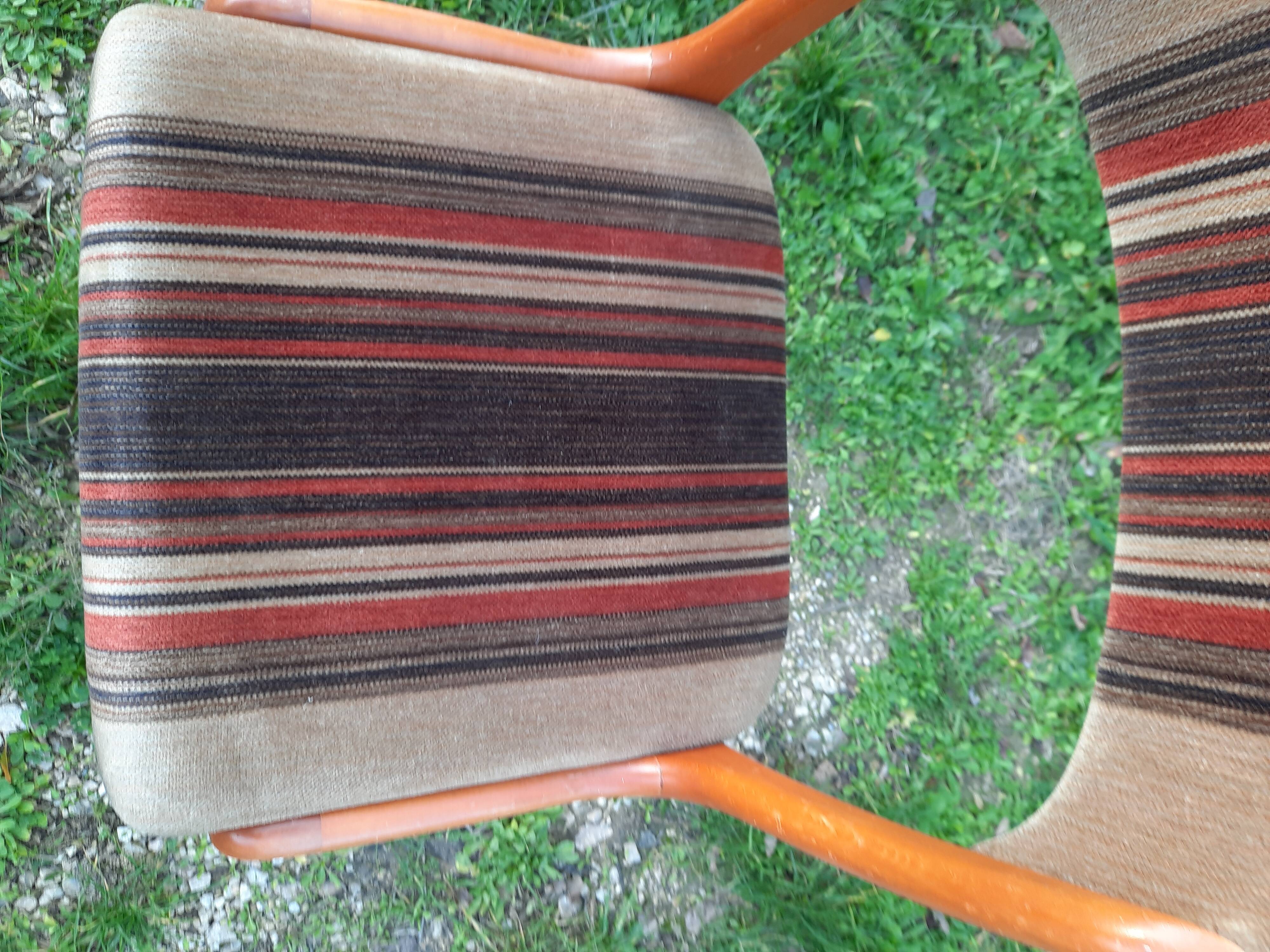 Baumann Gondola Chair