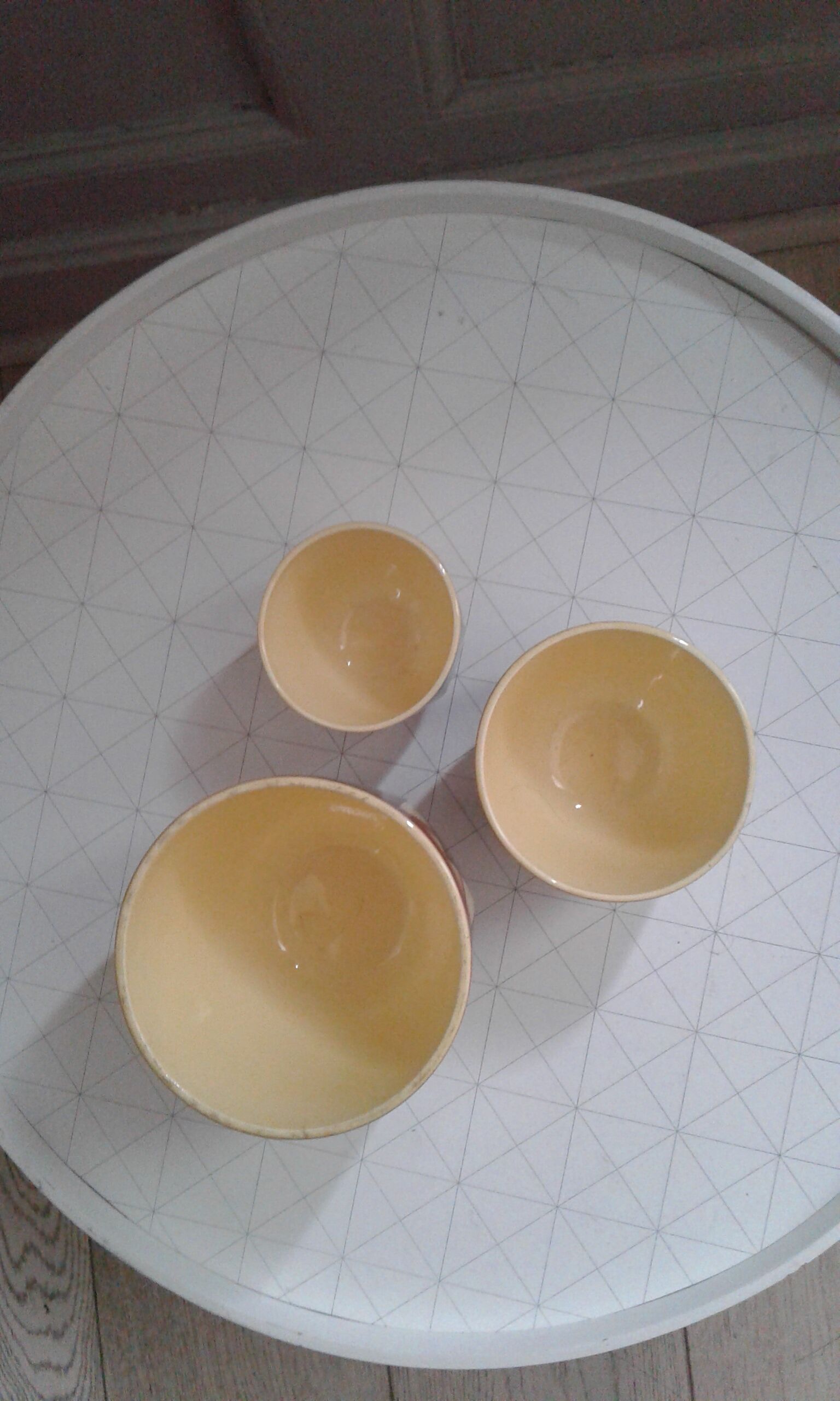 Hidden art deco pots