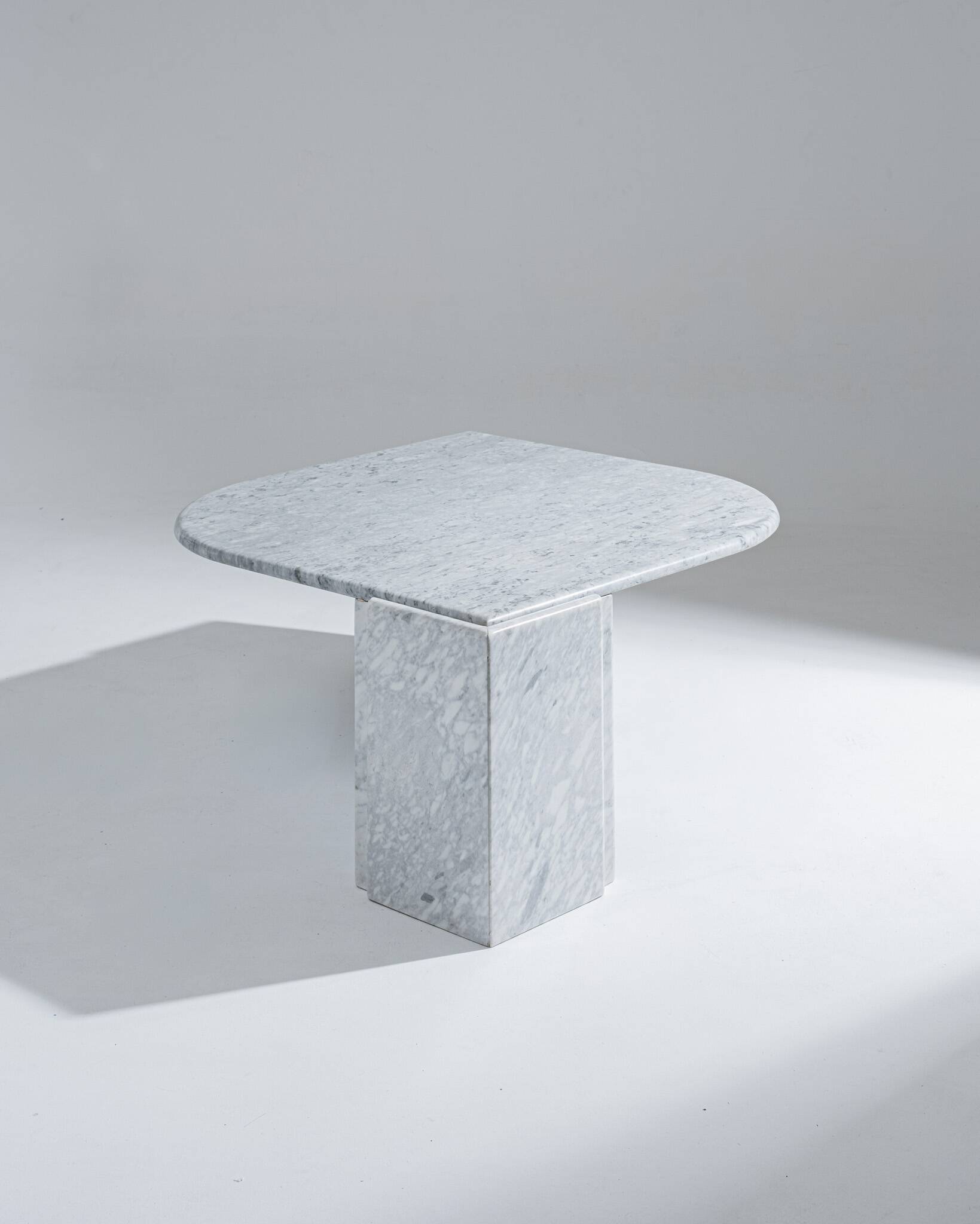 Table basse goutte en marbre gris, 1980s