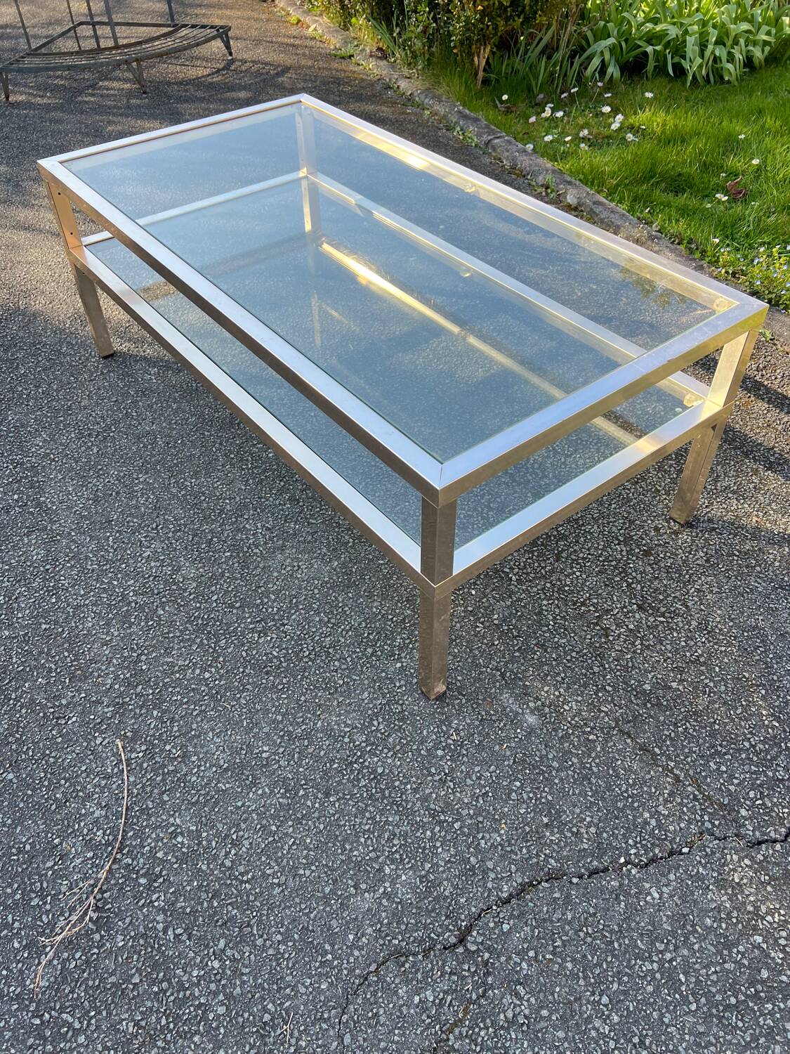 Coffee table, vintage 70s. 2 glass tops.