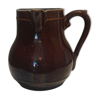 Old pitcher