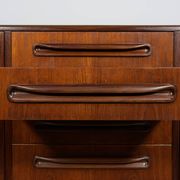 Buffet Mid-Century Modern par Victor Wilkins pour G-Plan, années 1960.