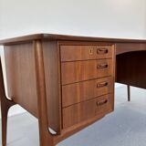 Svend Åge Madsen 1960s Danish Freestanding Desk