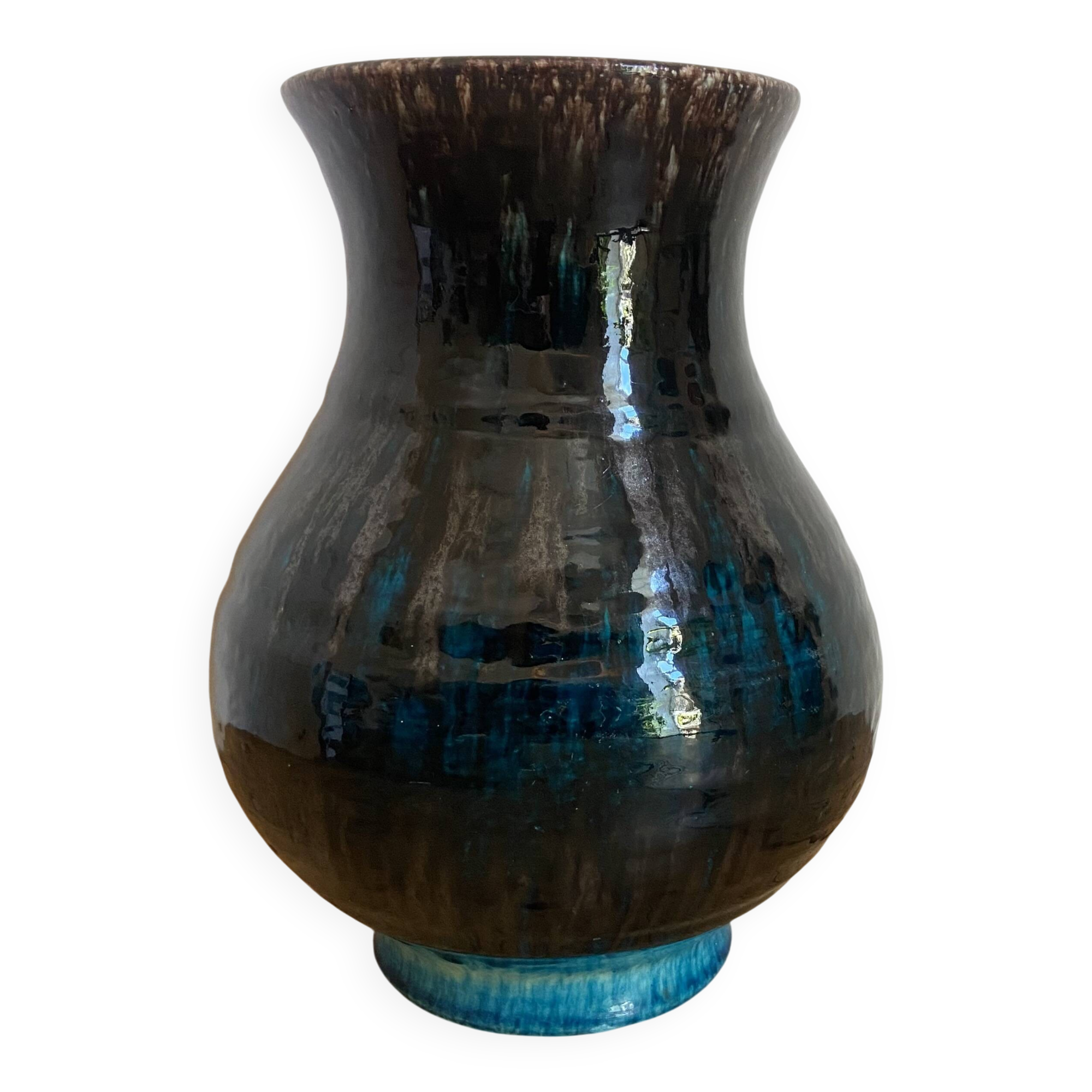 Accolay ceramic vase