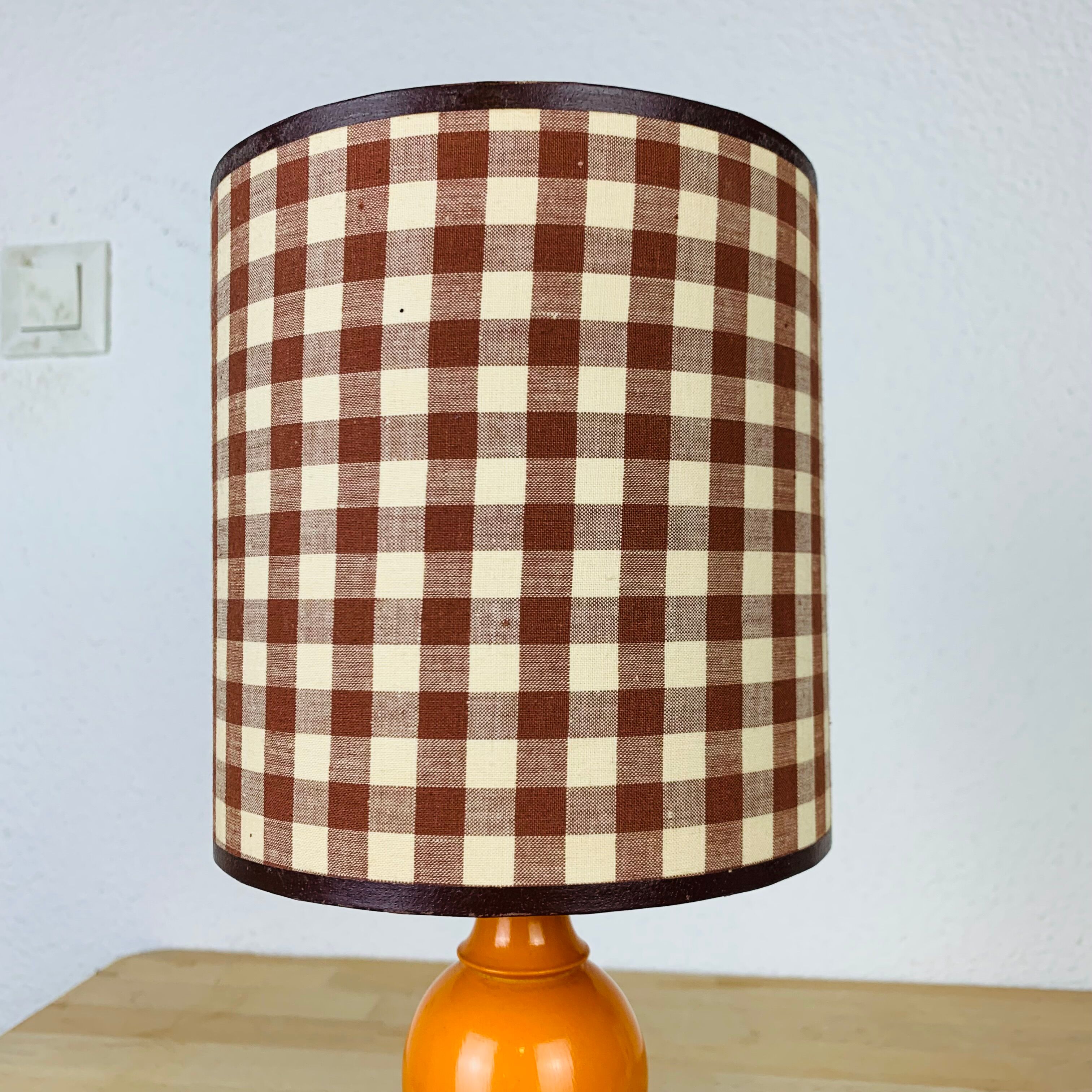 Orange lamp 70's turned wood
