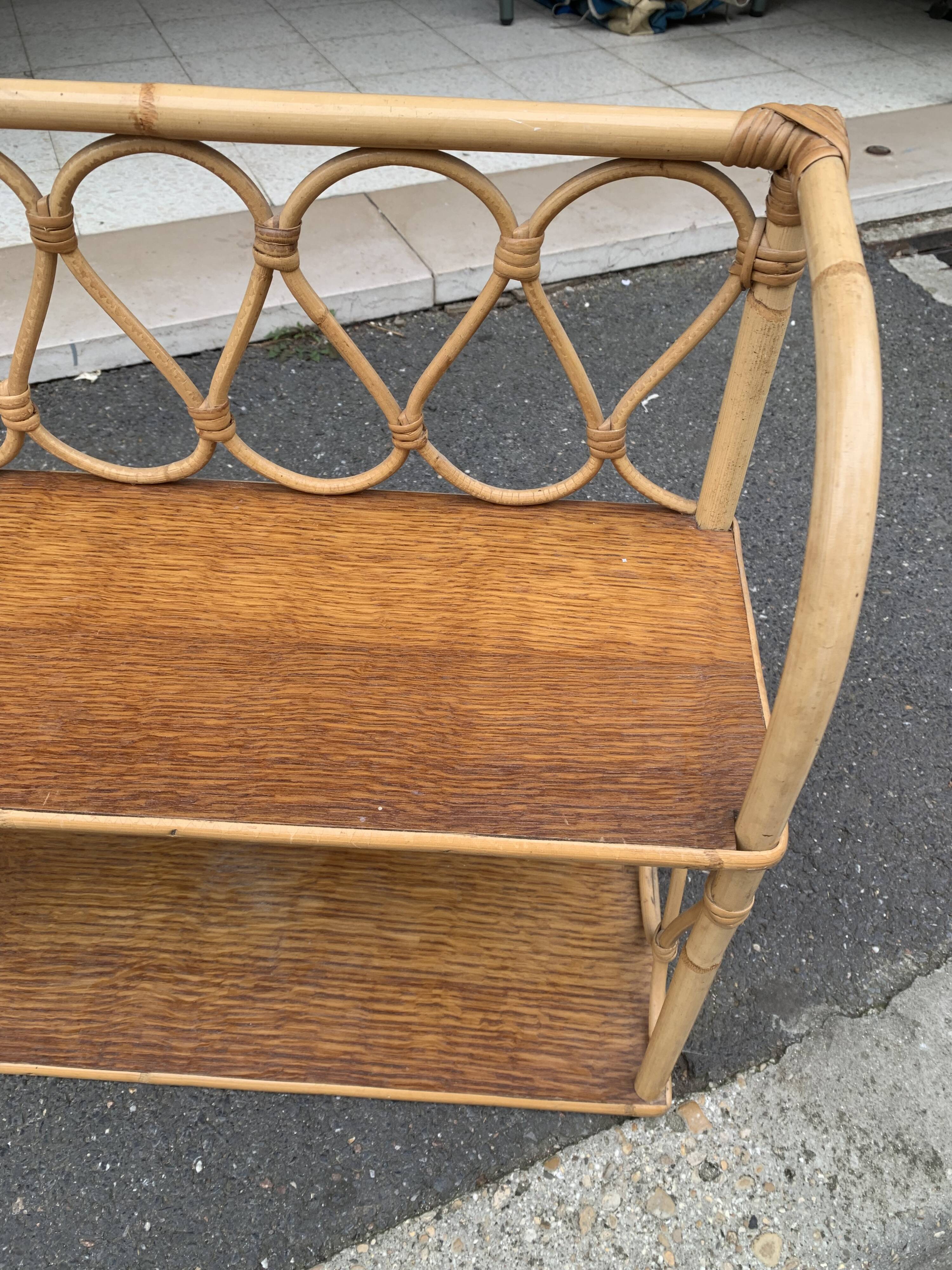 Wall shelf 2 trays, old, rattan.