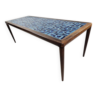 Coffee Table Rosewood and blue ceramic
