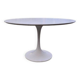 Table pied tulipe des années 70 , 120cms de diamètre