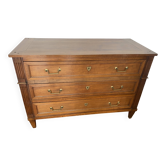 Commode de style Louis XVI en noyer, 3 tiroirs.