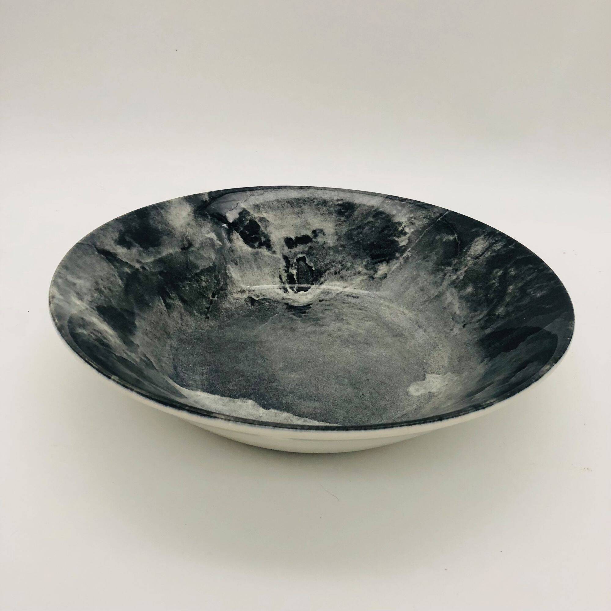 Round plate / salad bowl, Federated Potteries Staffordshire (England).