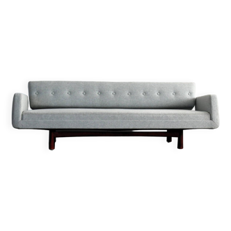 Rare sofa by Edward Wormley model "New York"