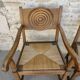 Paire de fauteuils néo-basques, en bois et assise paillée