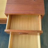 Scandinavian dressing table