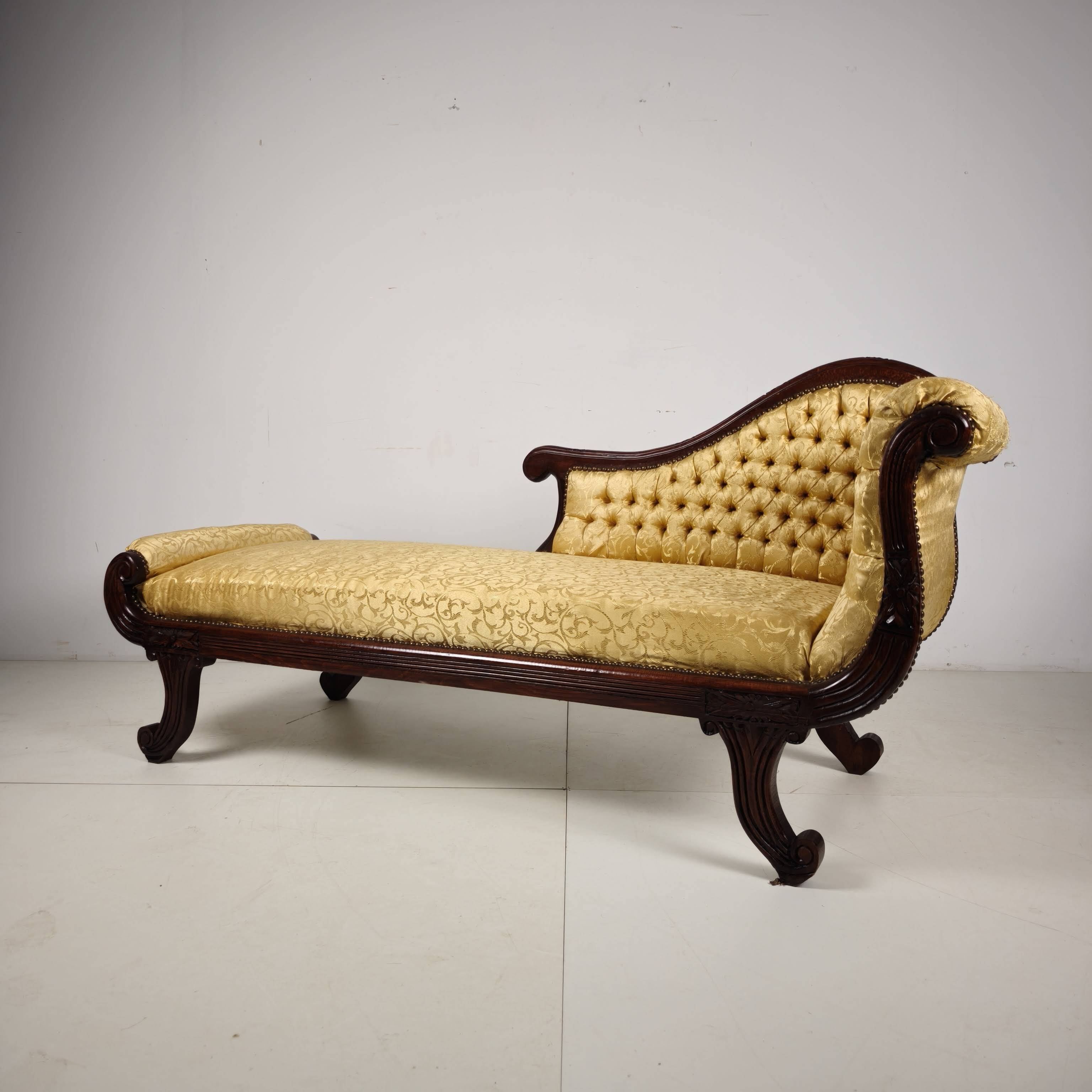 Chaise longue en noyer français, 19e siècle