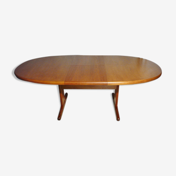 Scandinavian teak extendable table