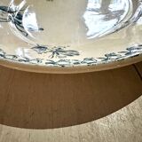 Oval dish, honeysuckle model