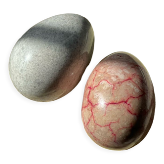 Œufs en pierre marbre et albâtre
