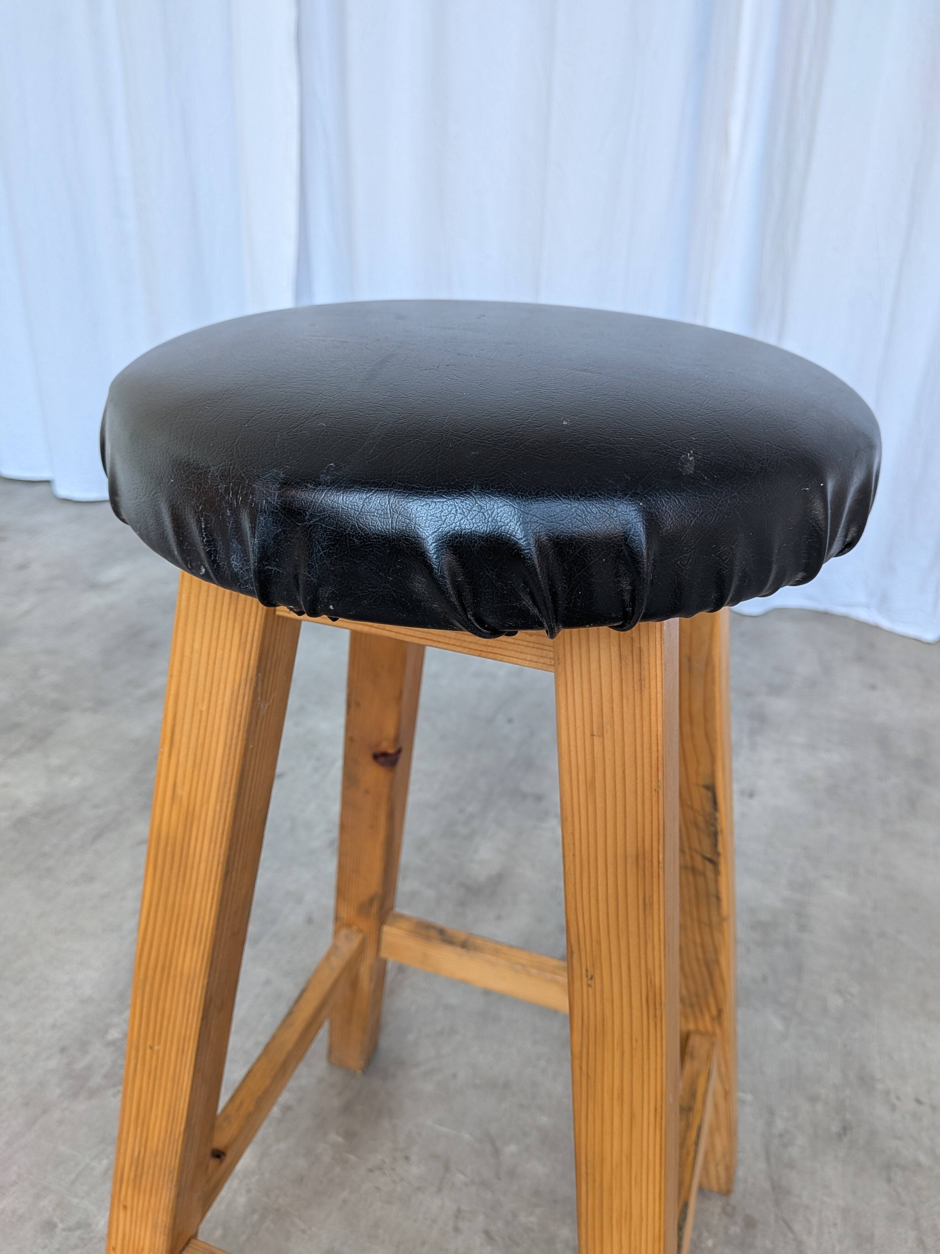 Vintage Wooden Bar Stool: Black Leather Seat, Mid-Century Bistro Style