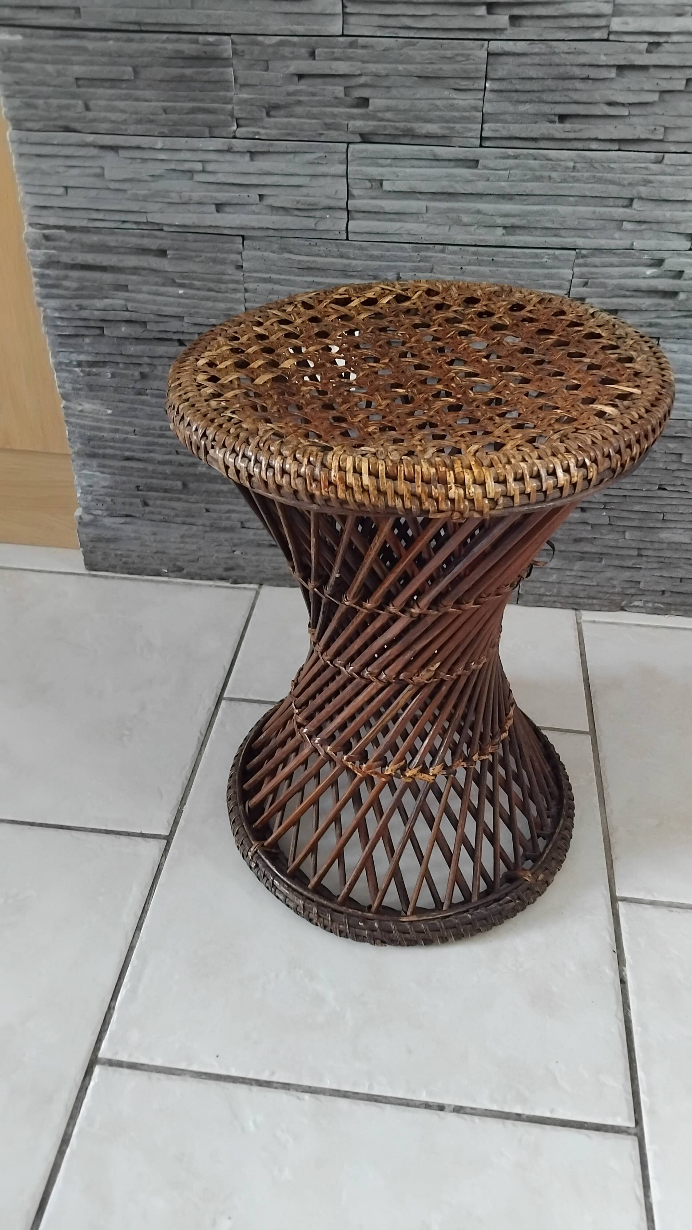 Tabouret en osier et rotin vintage