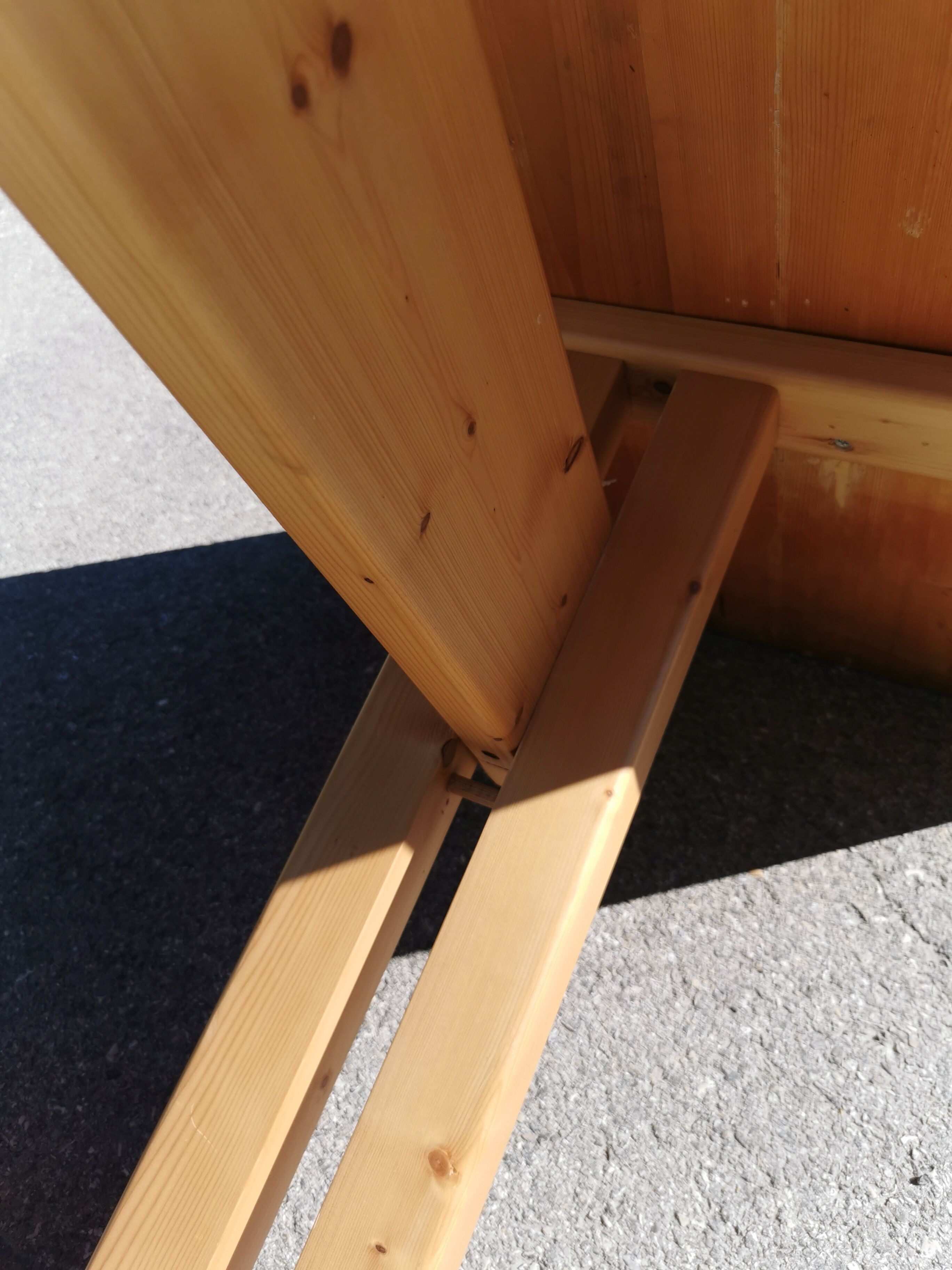 Table by Charlotte Perriand, Les Arcs