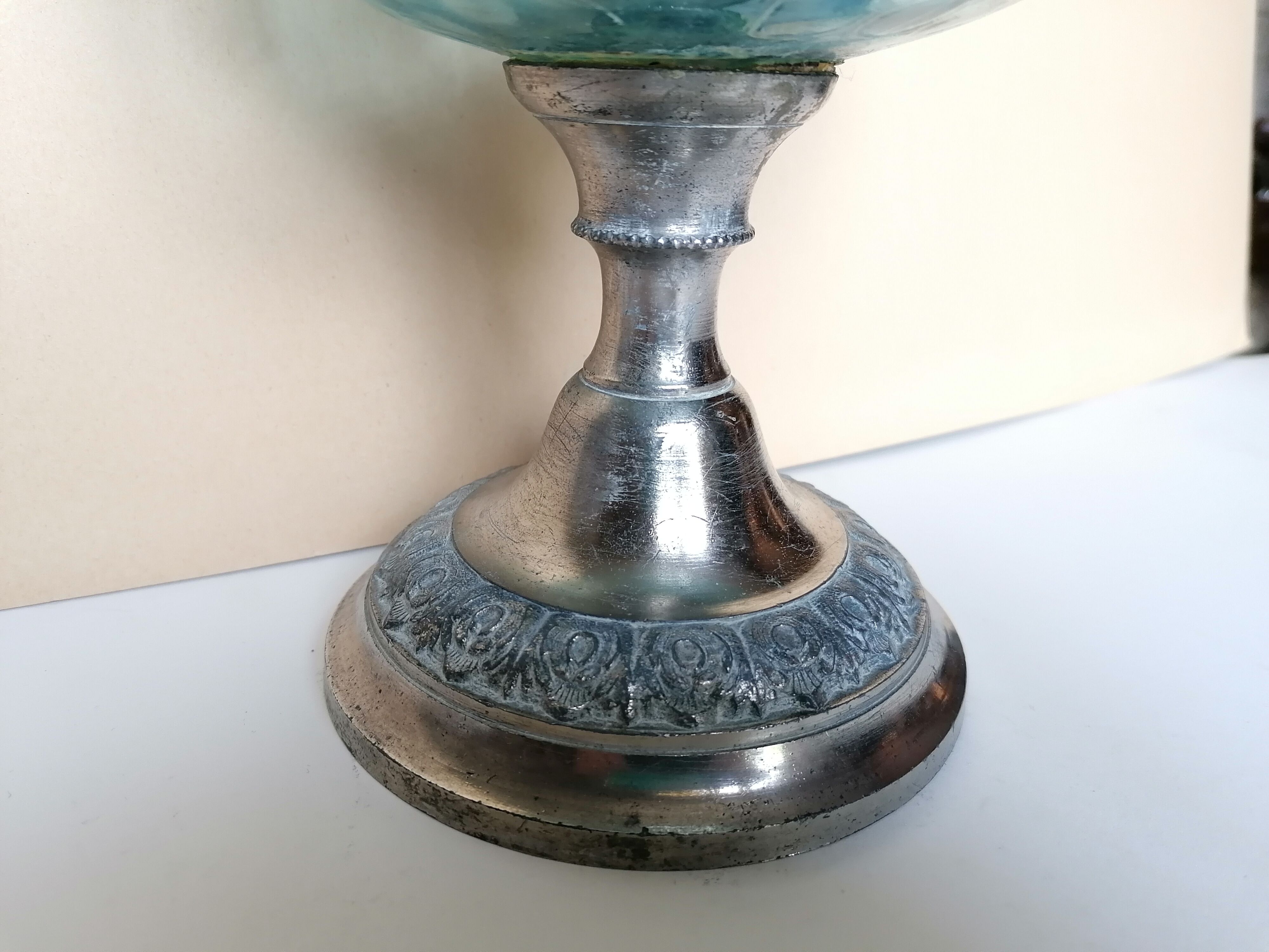 Blue glass kerosene lamp