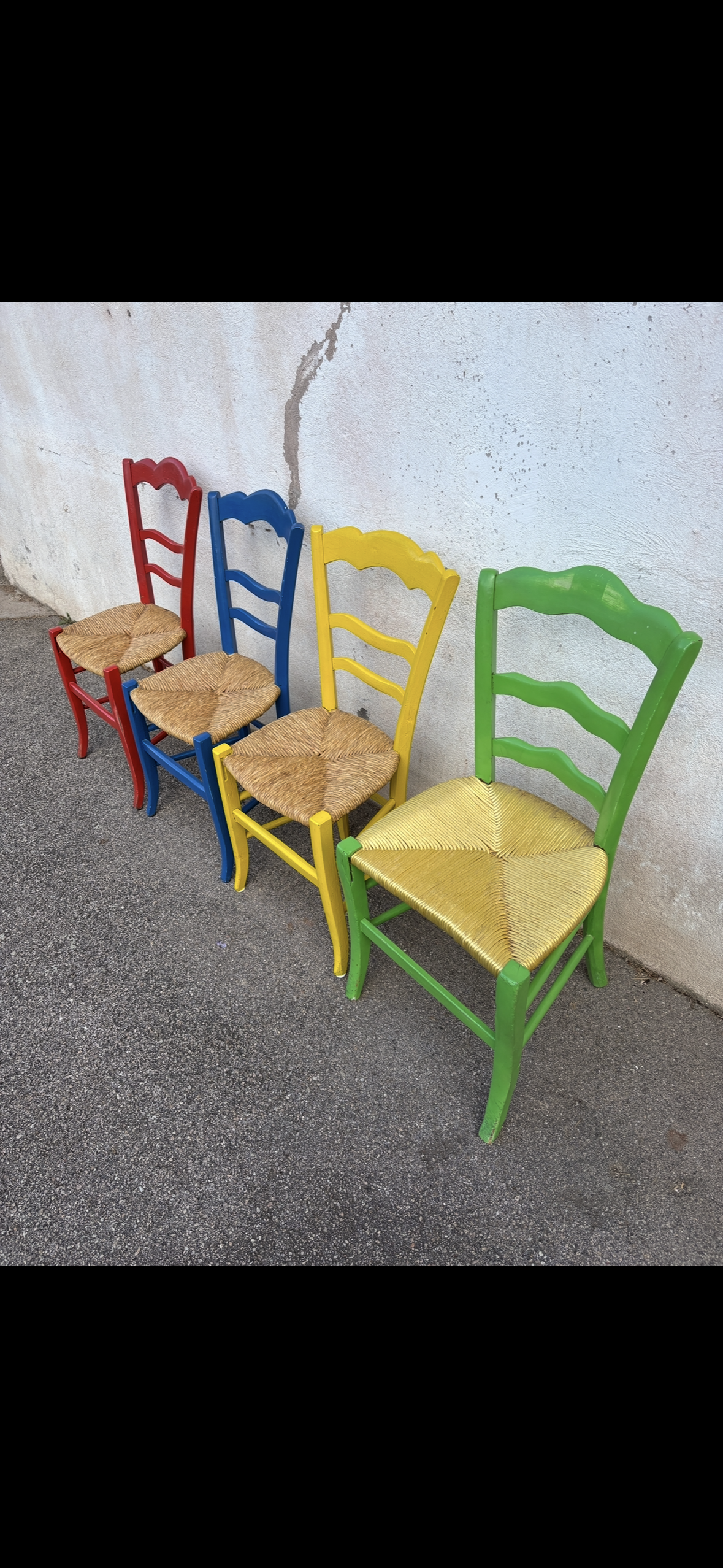 4 vintage straw chairs