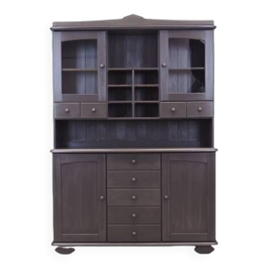 Armoire en pin, design