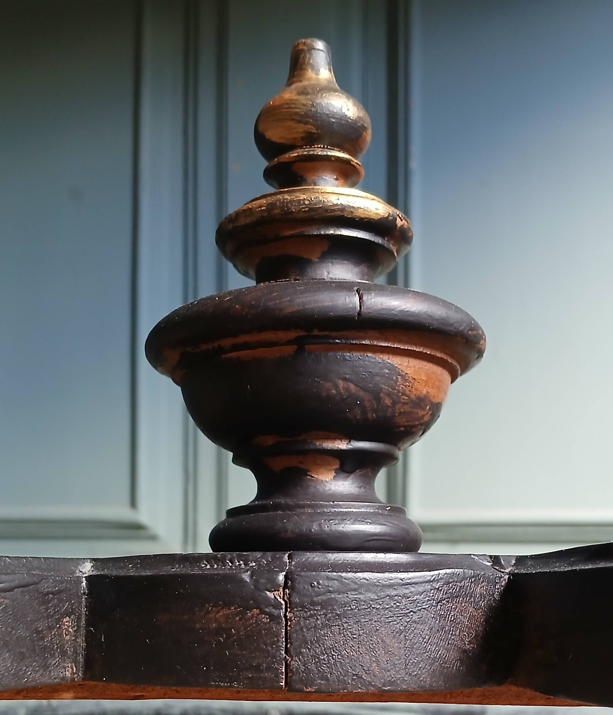 Table de milieu, bureau Napoléon III en bois massif 19ème siècle
