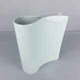 White vase Sarian porcelain Limoges Ramdam