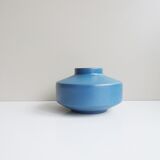 Vase en céramique bleu mat