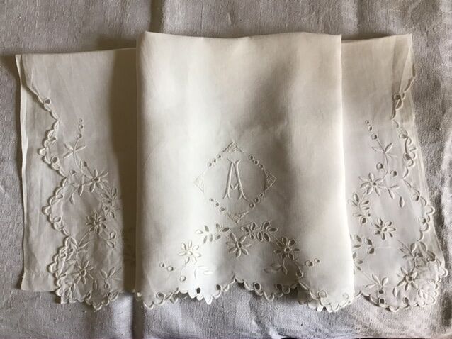 Baby sheet marked "A" 81x120cm