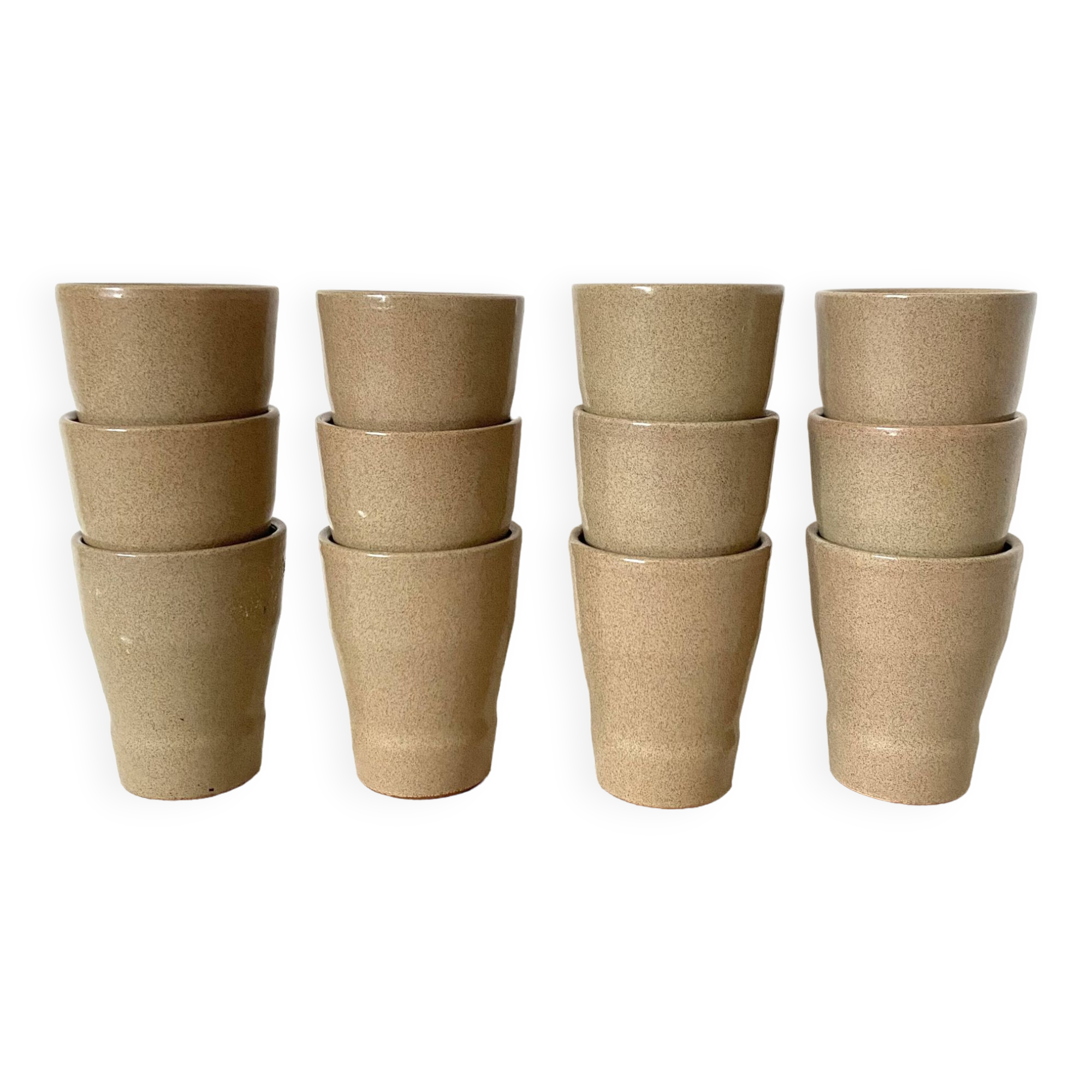 Enamelled stoneware glass