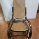 Rocking chair en bois courbé