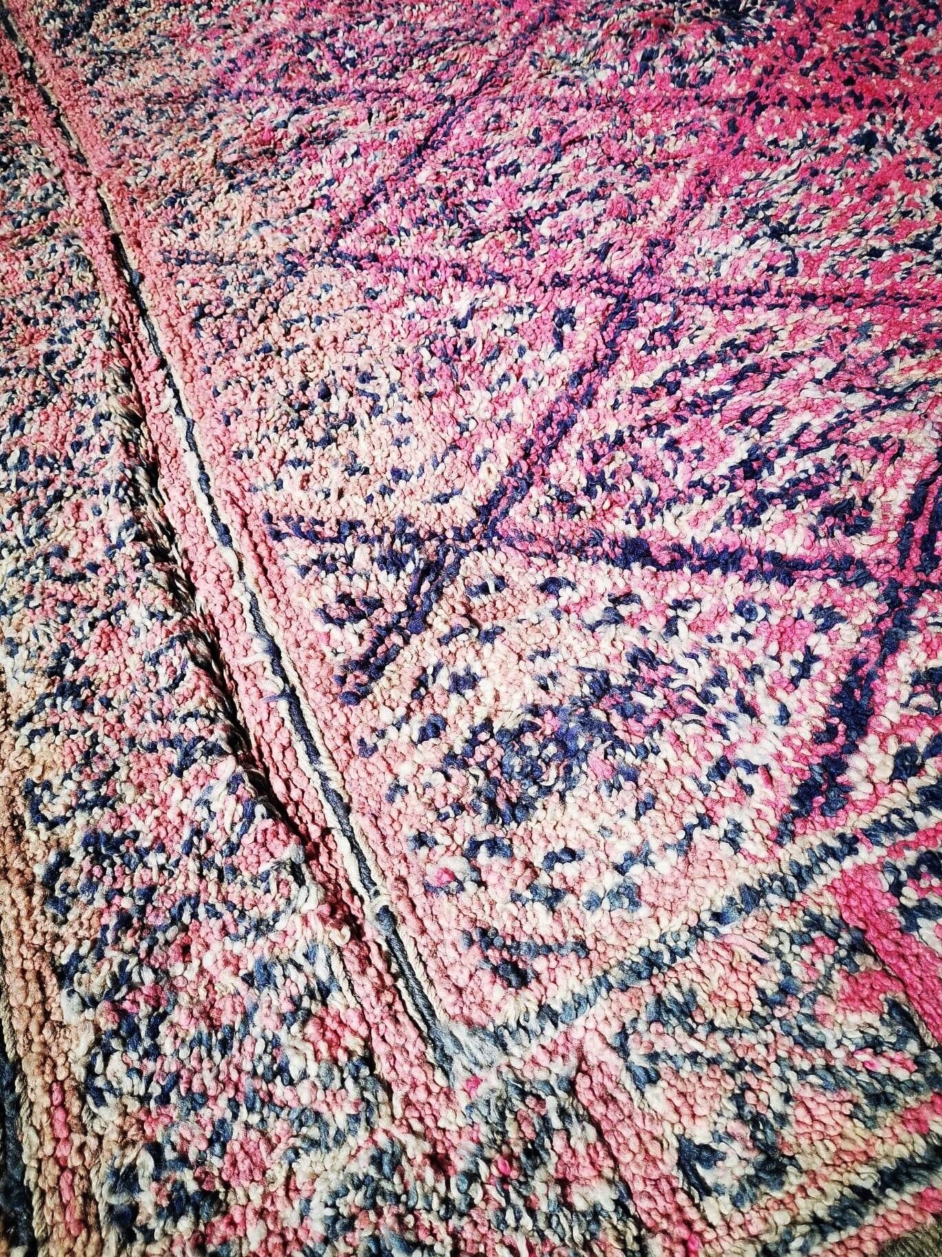 Berber carpet Beni Mguild Red Seventies 4m by 2m10