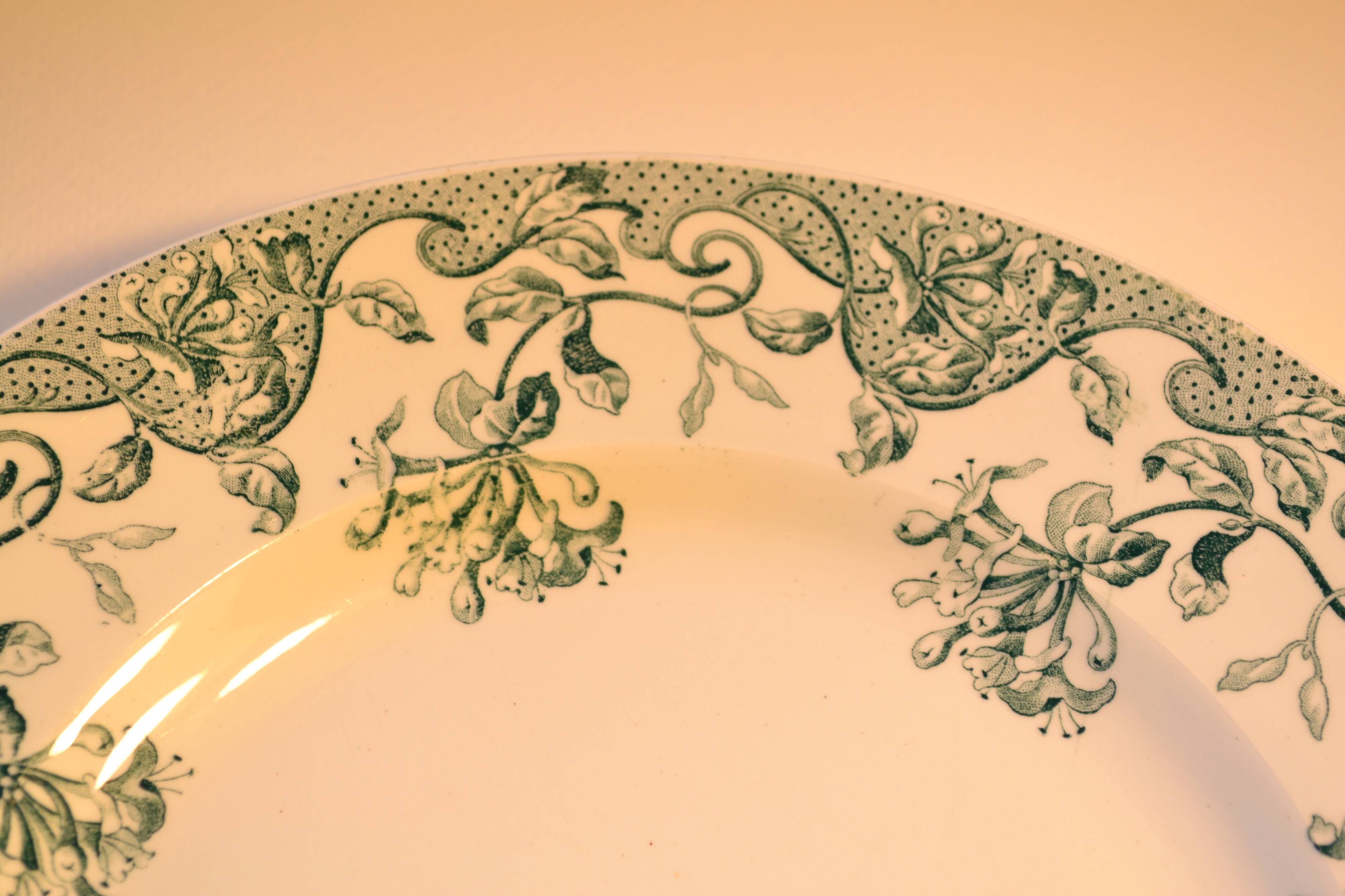 Set of 5 plates Earth iron décor Honeysuckle