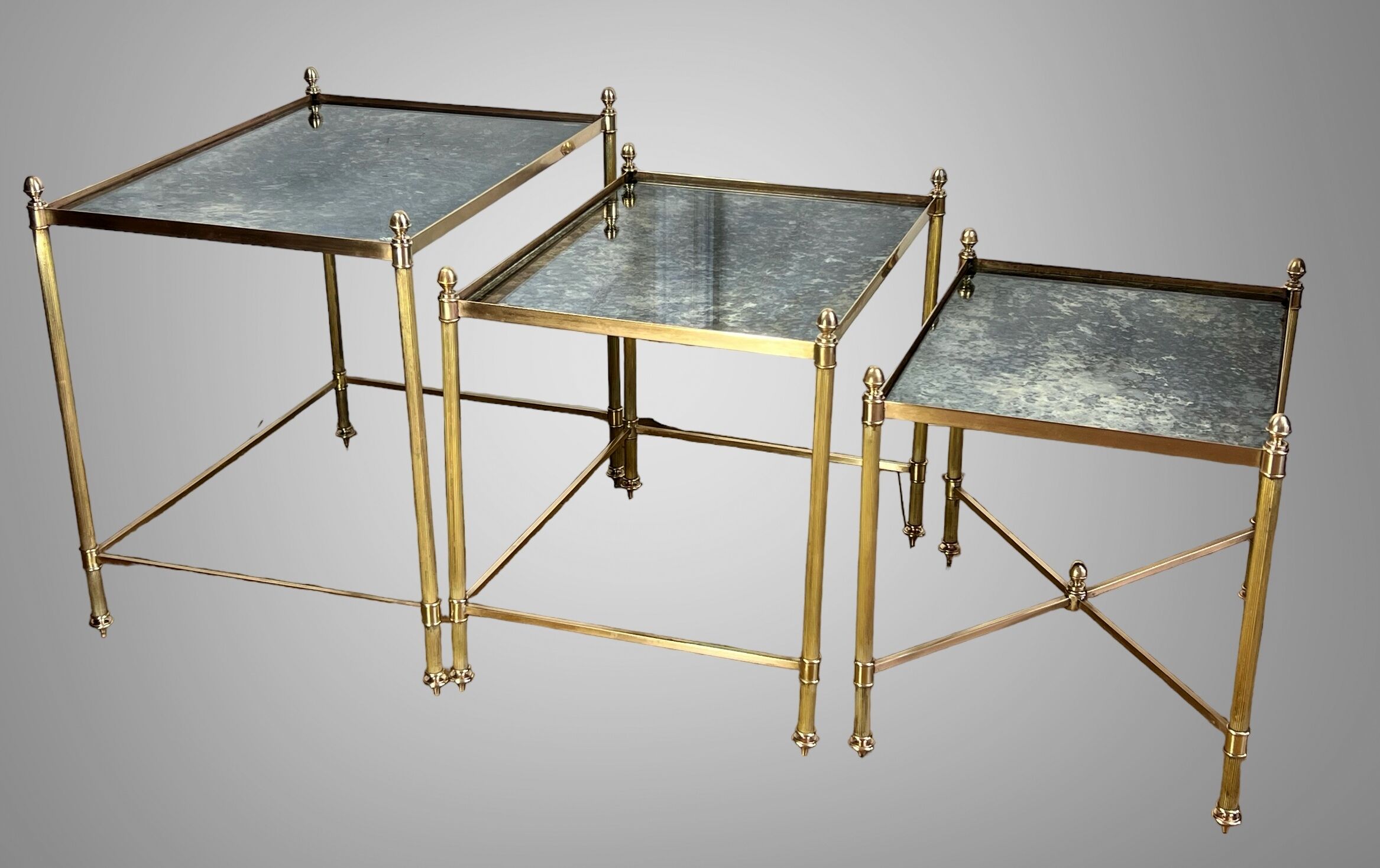 Nest of table from “maison bagués 1970” in gilt bronze and glass tops