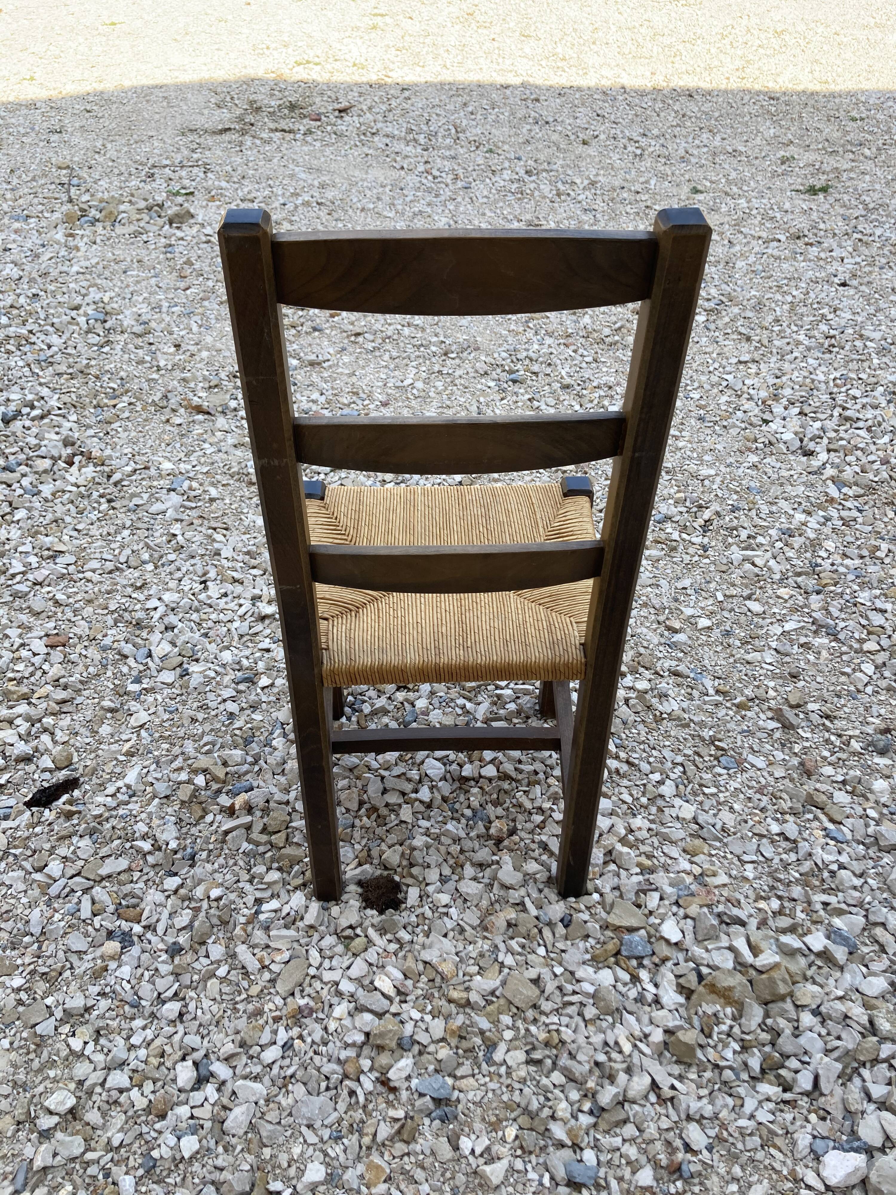 8 rustic straw chairs