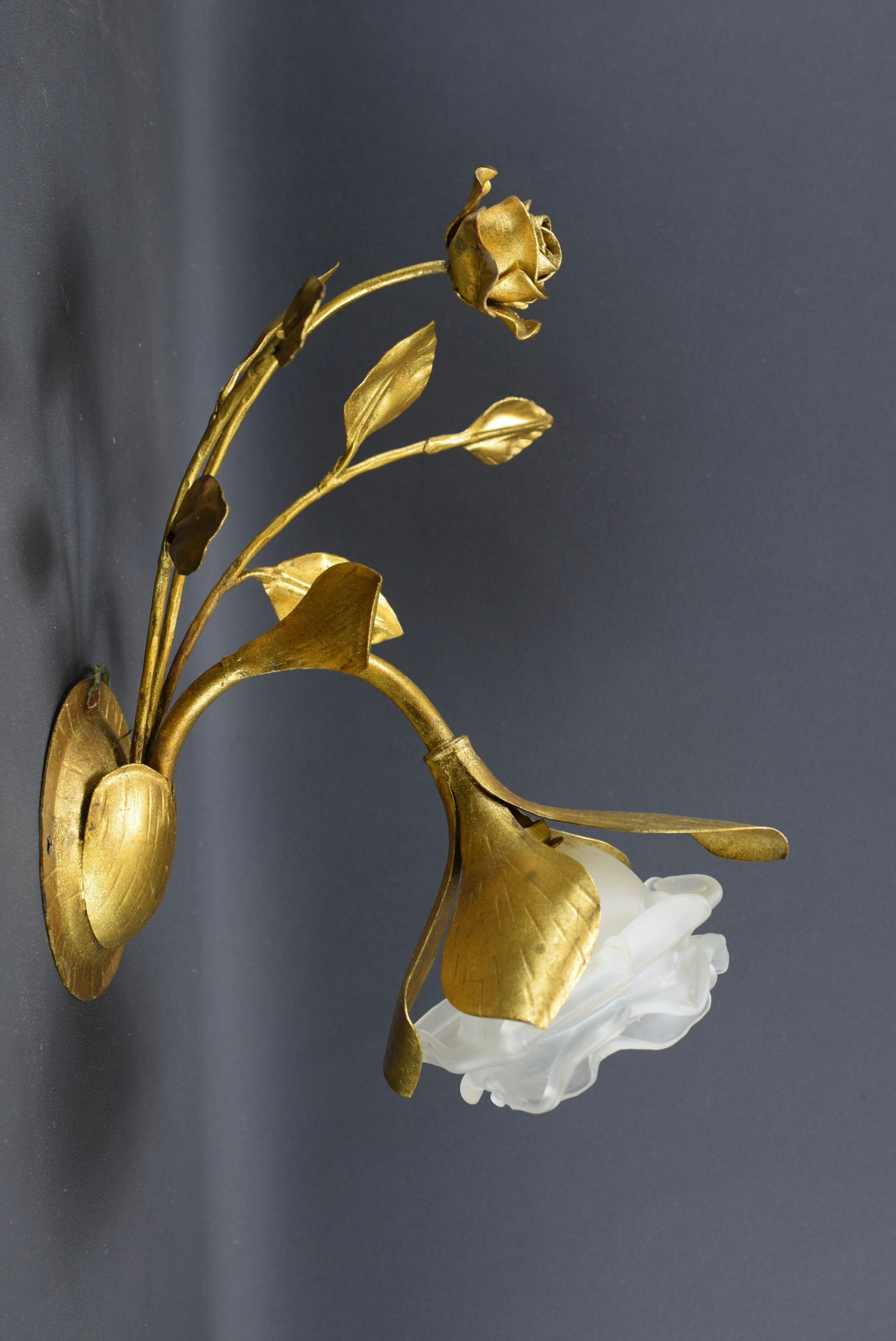 Wall lamp gold vintage pink