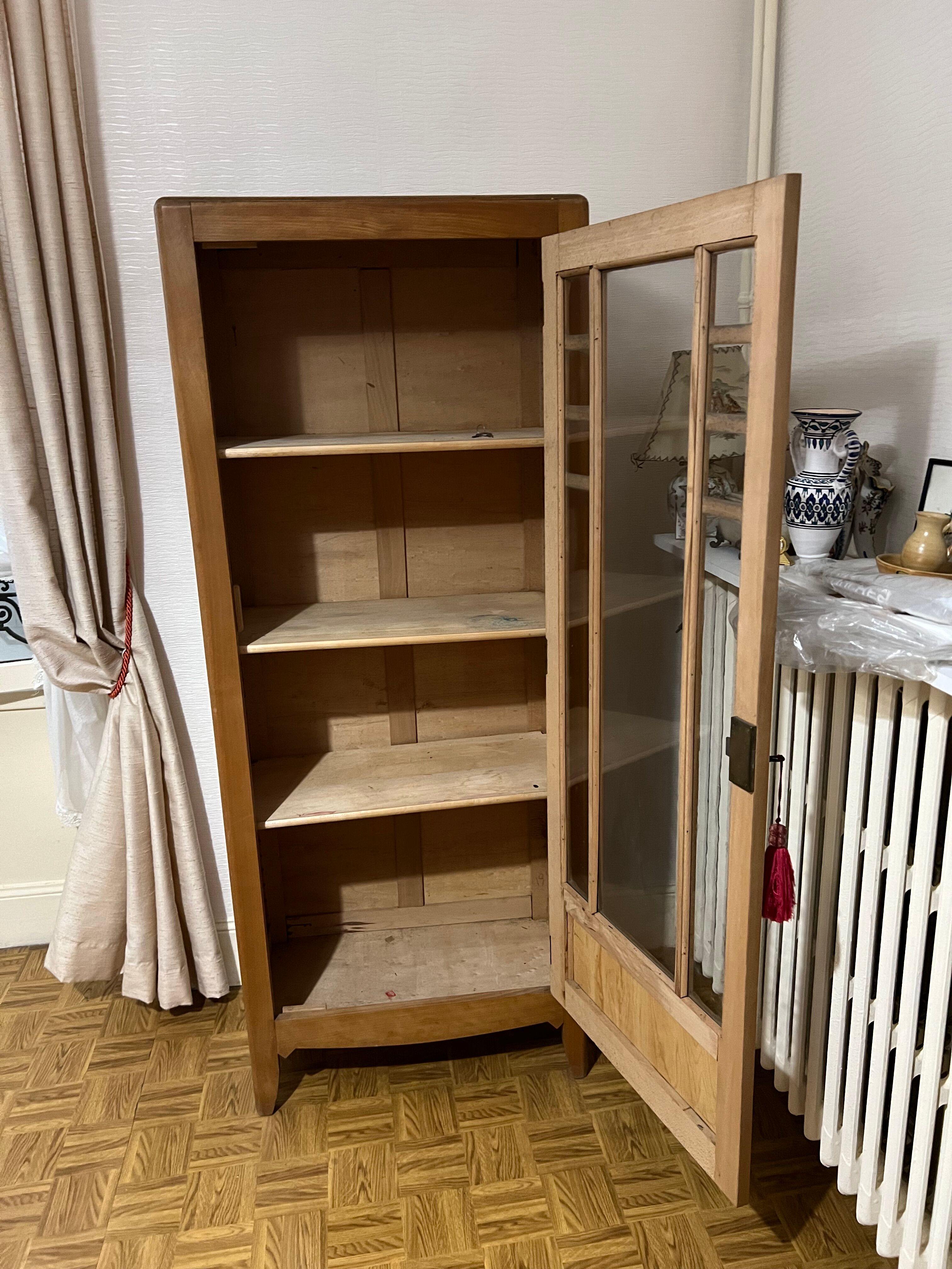 Showcase cabinet year 50s