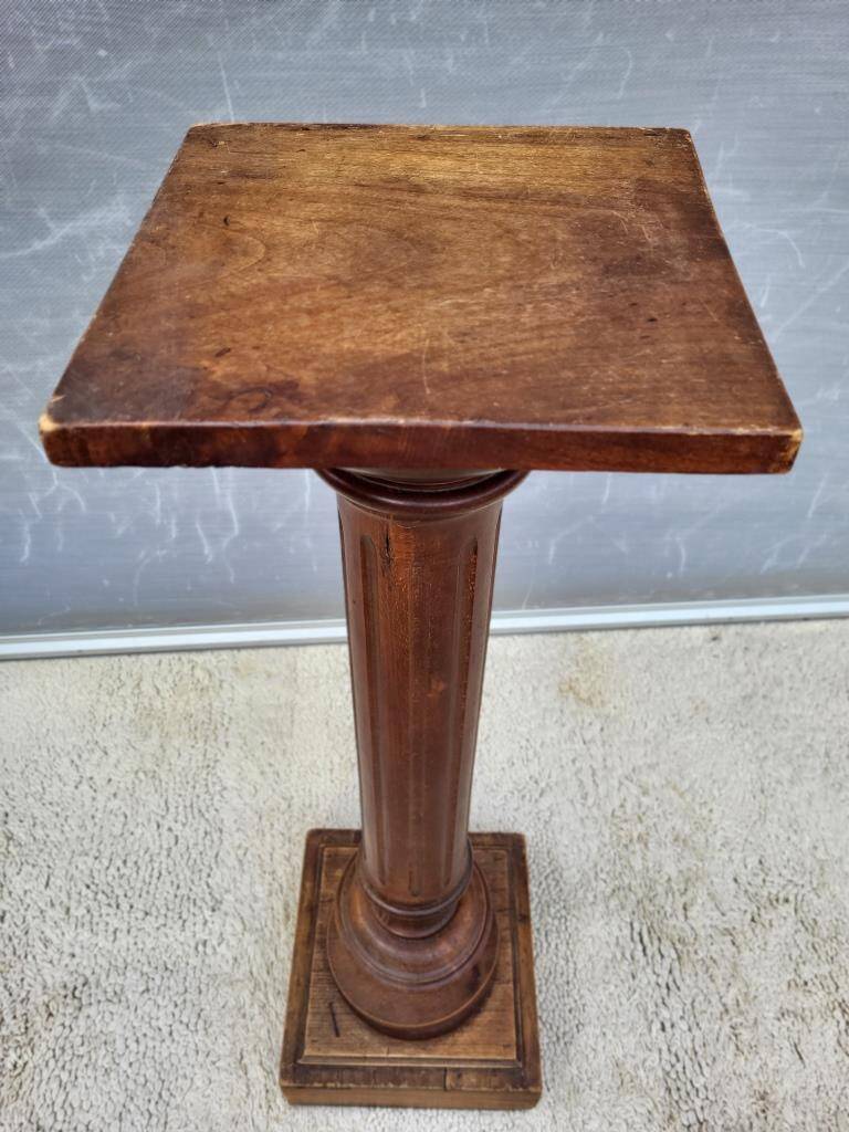 Church stand, 19th century Louis XVI style column