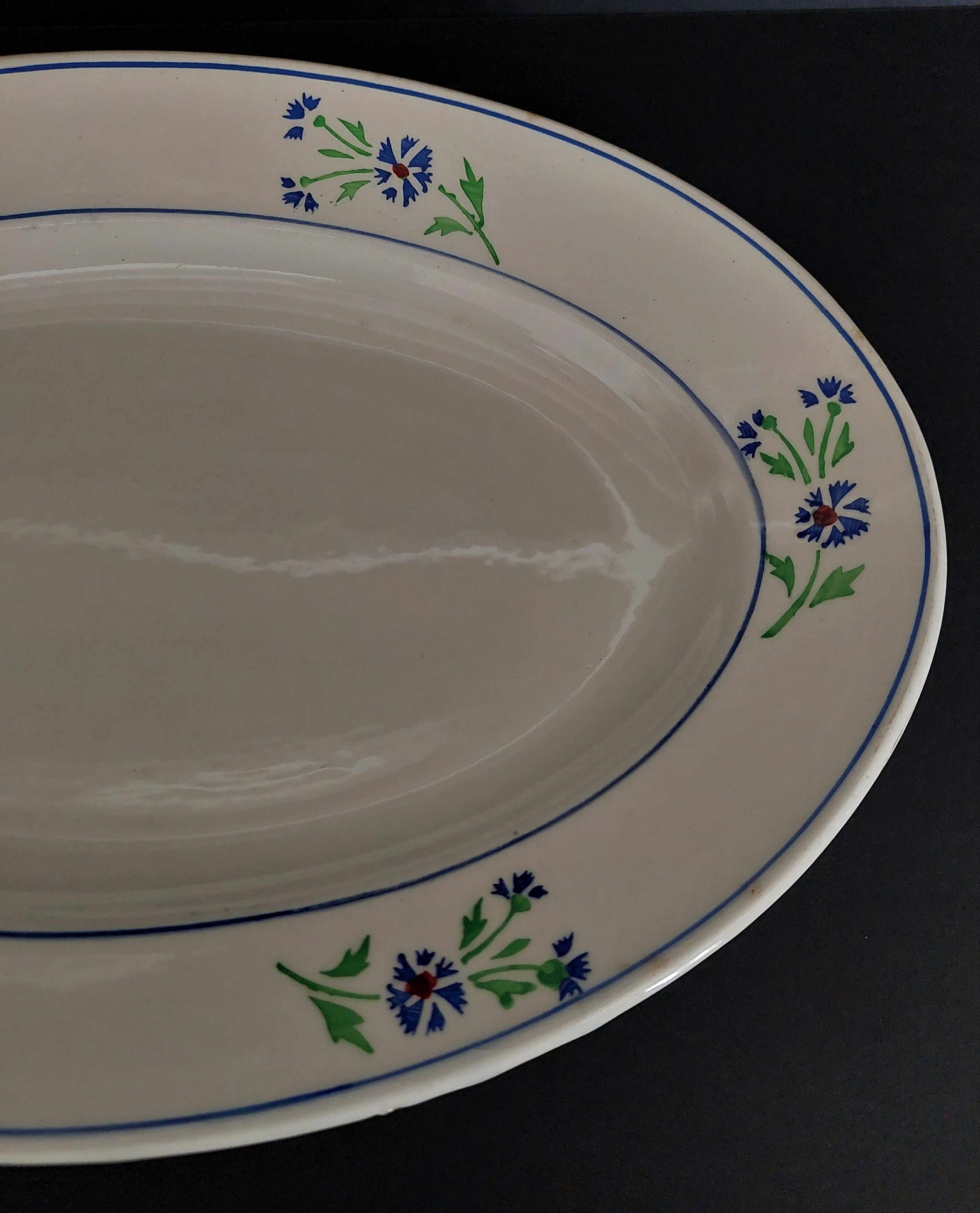 Oval Badonviller earthenware serving dish, early 20th century