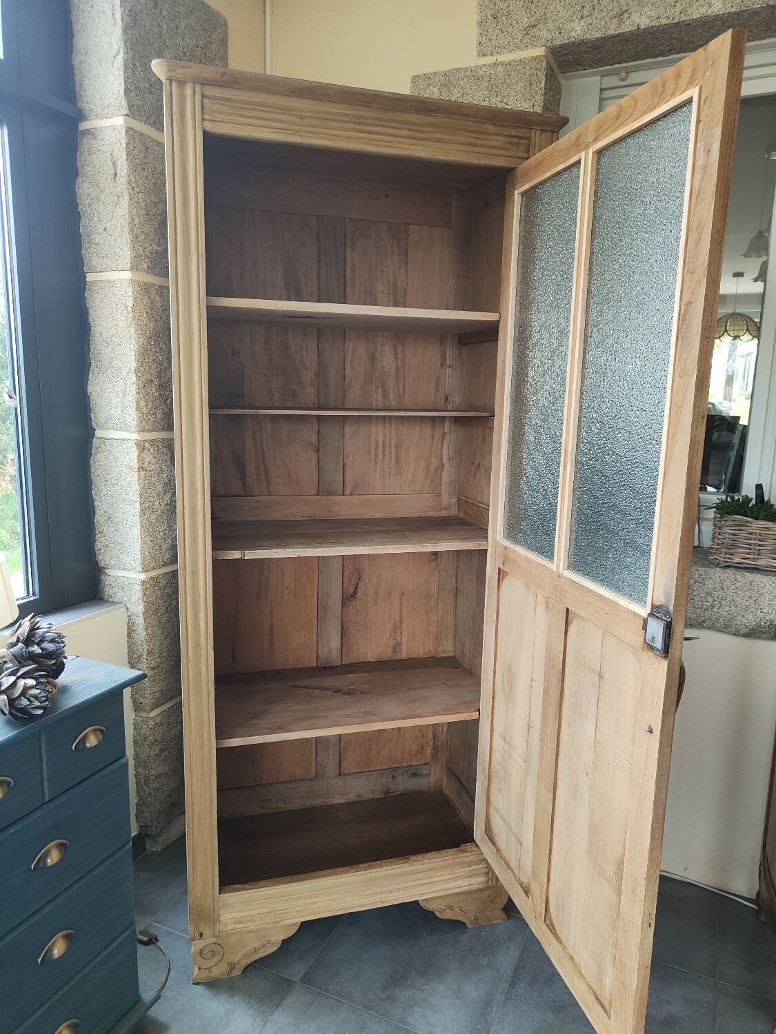 Art Deco glass cabinet